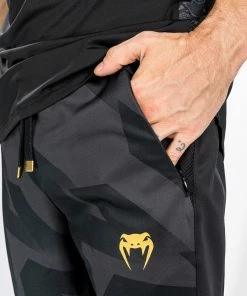 Venum Razor Joggers - Black/Gold -Boxing Sport Store b 252F7 252Fd 252F2 252Fb7d21b0efa04cc7a0d8a960b984fc1d6c438abaf 004 e6afe16e 5c63 40da 9457 9d91915ebfe8