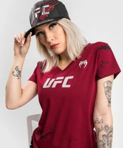 UFC Venum Authentic Fight Week Women's 2.0 Short Sleeve T-Shirt - Red -Boxing Sport Store b 252Fa 252F4 252Fd 252Fba4d671ffb47e3039e00fed68a156c4f501e72c1 VNMUFC 00126 003 01 87c3b43f ef3b 49aa 8865 75feaf544d32