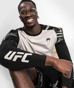 UFC Venum Authentic Fight Week Men's 2.0 Long Sleeve T-Shirt - Sand/Black -Boxing Sport Store c 252F1 252Fc 252Fa 252Fc1cad05d03041da9b5ff56e5d1f86703220be3de VNMUFC 00111 040 05 31e199af abf4 4536 a7a4 188e27756929