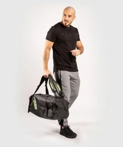 Venum LiveYourVision T-Shirt - Black/Iridescent -Boxing Sport Store c 252F1 252Fc 252Fd 252Fc1cd5abb786c75e11c74fc32db21665ff947d88c TS LIVEYOURVISION BLACK IRIDESCENT 14