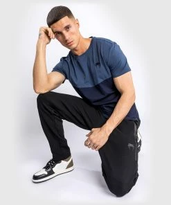 Venum Laser T-shirt - Navy Blue -Boxing Sport Store c 252F2 252F4 252F6 252Fc246f5f7d1488cf16b5482aa5dd677ed5bc3623e TS LASER NAVYBLUE 13