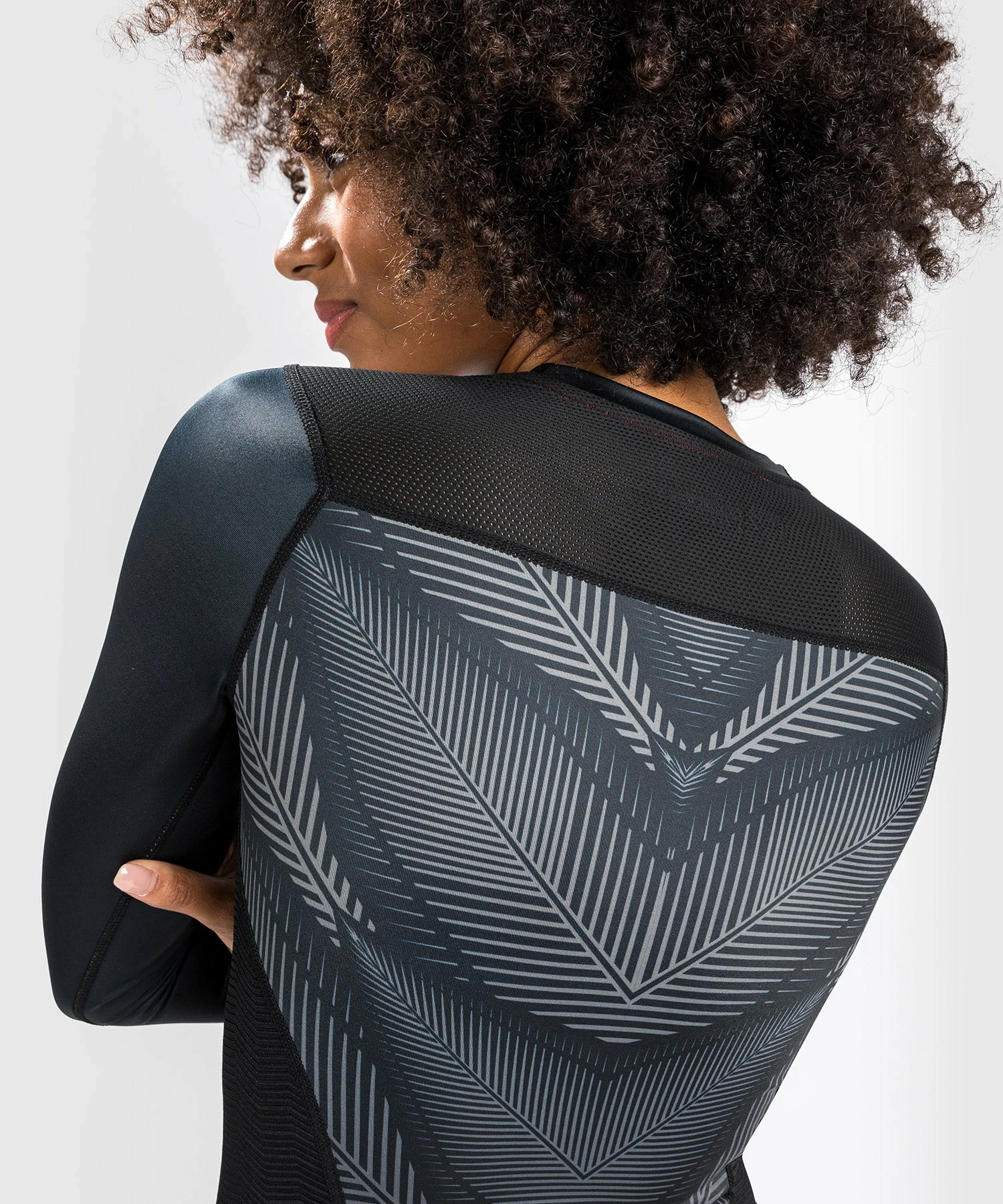 Venum Phantom Rashguard Long Sleeves - For Women - Black/Red - Image 9