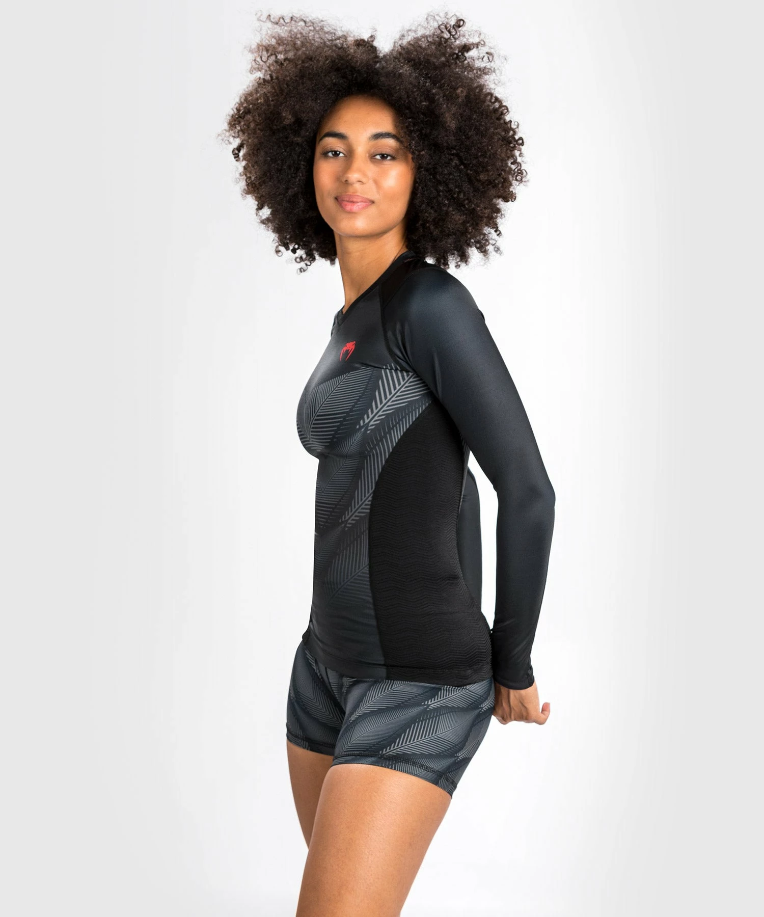 Venum Phantom Rashguard Long Sleeves - For Women - Black/Red - Image 5
