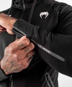 UFC Venum Authentic Fight Night Men's Walkout Hoodie - Black -Boxing Sport Store d 252F0 252F1 252Fb 252Fd01b741d6a245ff6a1357aad4eb56fe67b81037e VNMUFC 00004 001 12