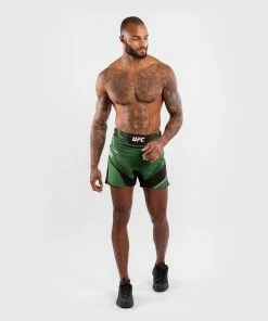 UFC Venum Authentic Fight Night Men's Shorts - Short Fit - Green -Boxing Sport Store d 252F3 252F8 252F2 252Fd382fa7a6652a843935774015d44de021f15ee6a VNMUFC 00001 005 09