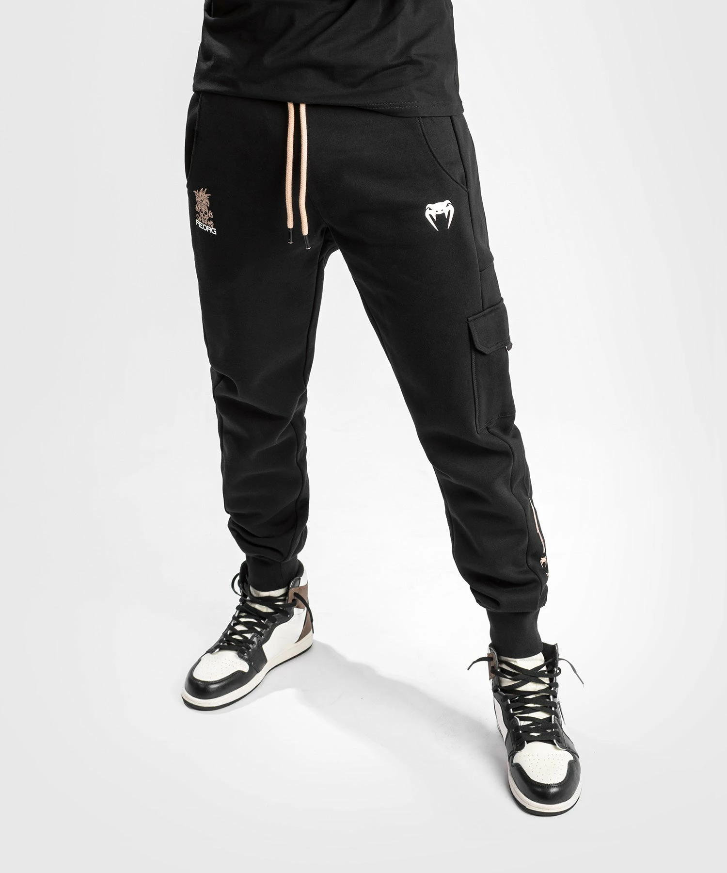 Venum Reorg Joggers - Black 3 Venum Reorg Joggers - Black