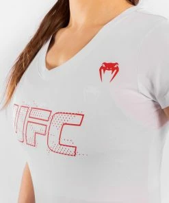 UFC Venum Authentic Fight Week 2 Women's Short Sleeve T-shirt - White -Boxing Sport Store d 252F5 252F7 252F7 252Fd57715ccd5a37ab1e217002b40c3380fa3fdc7bb VNMUFC 00076 002 05 73e1adee 37e8 4ee6 8c55 6759f9c18c22