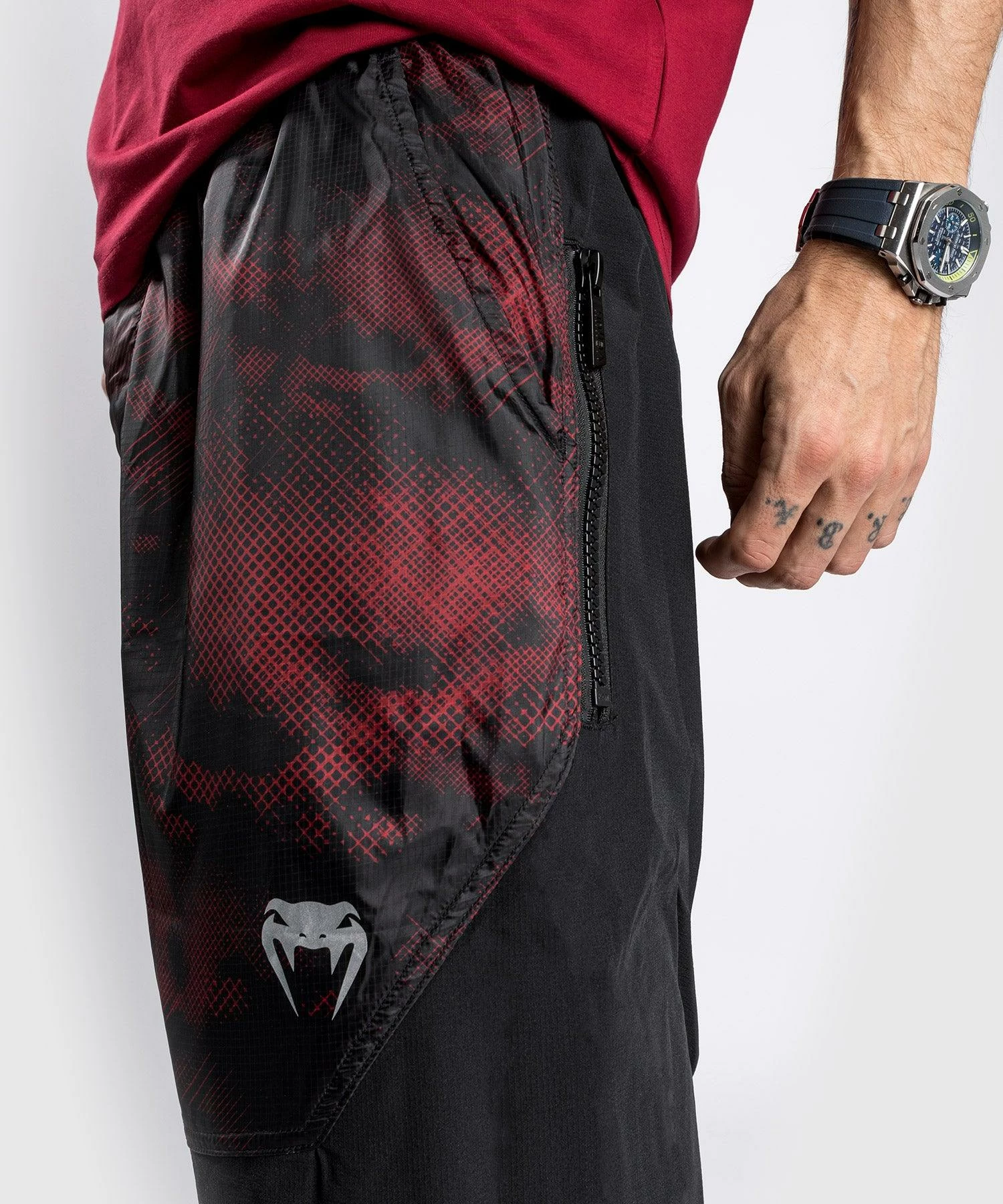 Venum Laser XT Jogger - Oversize - Black/Red - Image 5