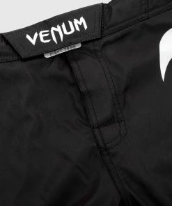 Venum Light 3.0 Fightshorts - Black/White -Boxing Sport Store d 252Fe 252Fb 252Fd 252Fdebd1b1bda5b199ab9c49b0e21768f6f4babb6d5 FS LIGHT 3.0 BLACK 06