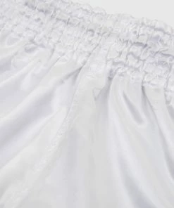 Venum Muay Thai Shorts Classic - White/Gold 11 Venum Muay Thai Shorts Classic - White/Gold -Boxing Sport Store e 252Fb 252F8 252F9 252Feb8904f4ec808ee5cf23779b55e6f8613654724c SHORT MUAY THAI CLASSIC WHITE GOLD HD 05