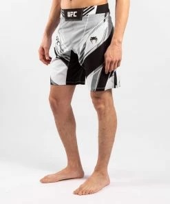 UFC Venum Authentic Fight Night Men's Shorts - Long Fit - White -Boxing Sport Store f 252F9 252F4 252F7 252Ff947a29711c47606d8086d1a4aace0a7af7b8e05 VNMUFC 00002 002 07 1