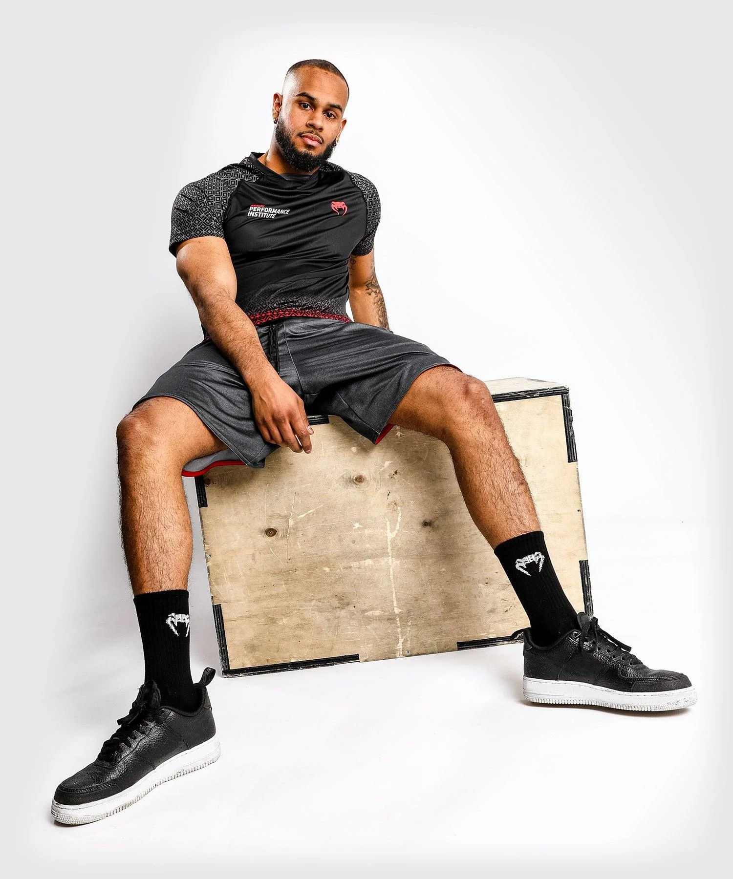 UFC Venum Performance Institute Dry Tech T-Shirt - Black/Red 5 UFC Venum Performance Institute Dry Tech T-Shirt - Black/Red - Image 3